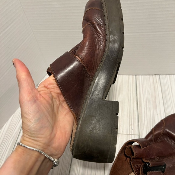 Vintage brown leather Y2K clogs shoes slip on platform women's size 8 2000s - Picture 7 of 7